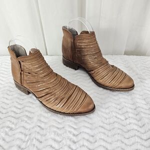 Kanna Brown Leather Sliced Texture Ankle Boots